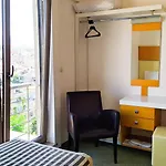 Nuezhet Hotel 4*