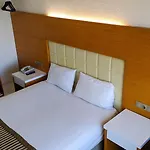 Nuezhet Hotel