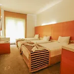 Nuezhet Hotel