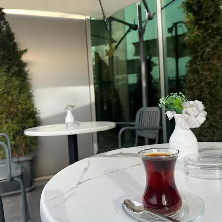 Hotel Nuezhet 4*