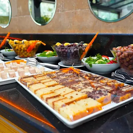 فندق Nuezhet قيصرية