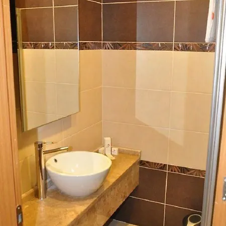 Nuezhet Hotell Kayseri