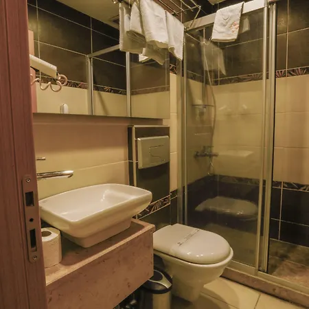 Nuezhet Hotell